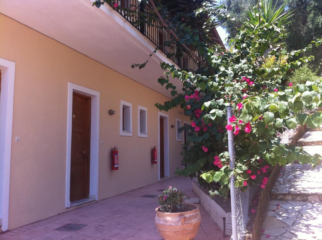 Sofia Studios Benitses  Exterior foto
